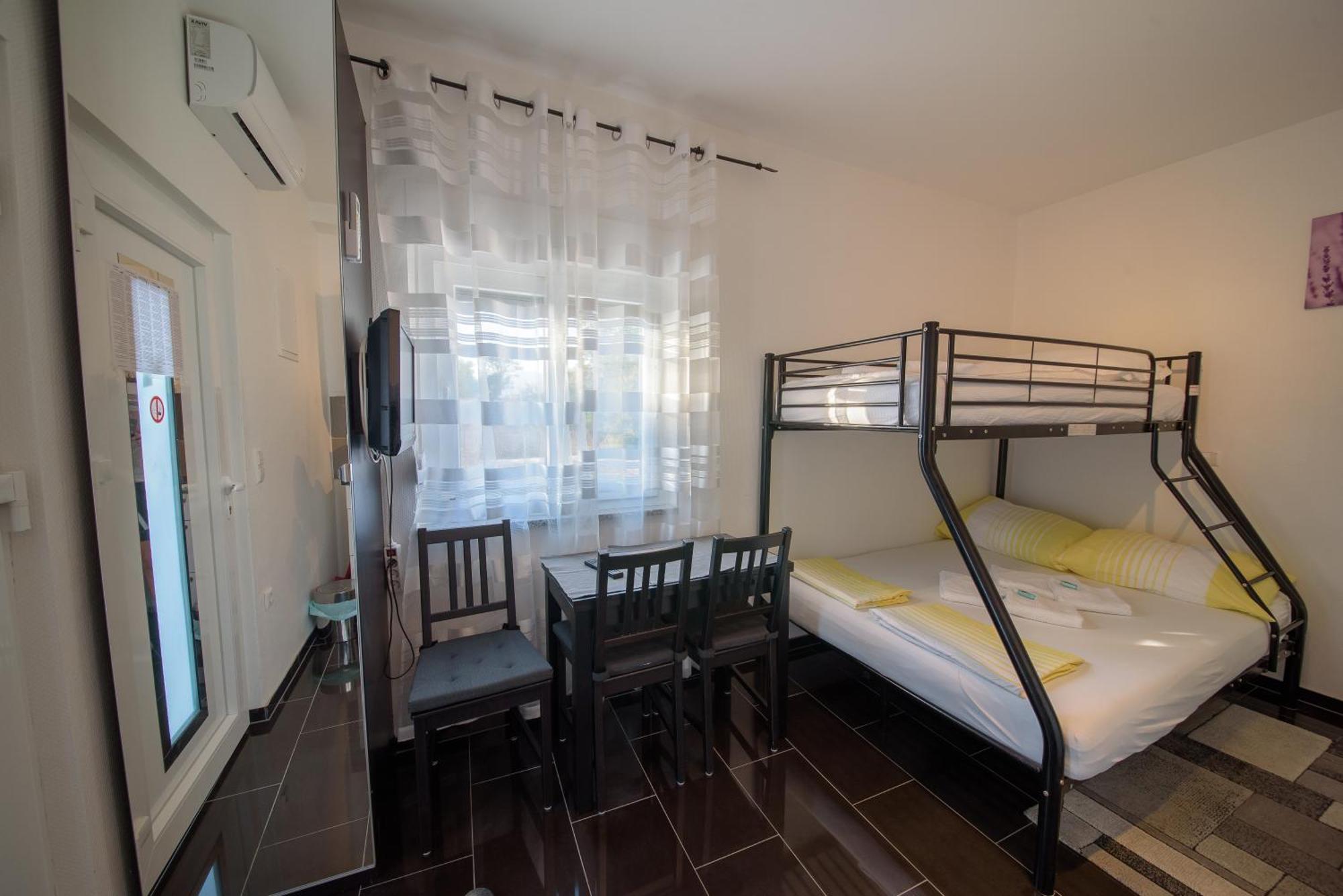 Jeli Apartments Starigrad Paklenica Phòng bức ảnh