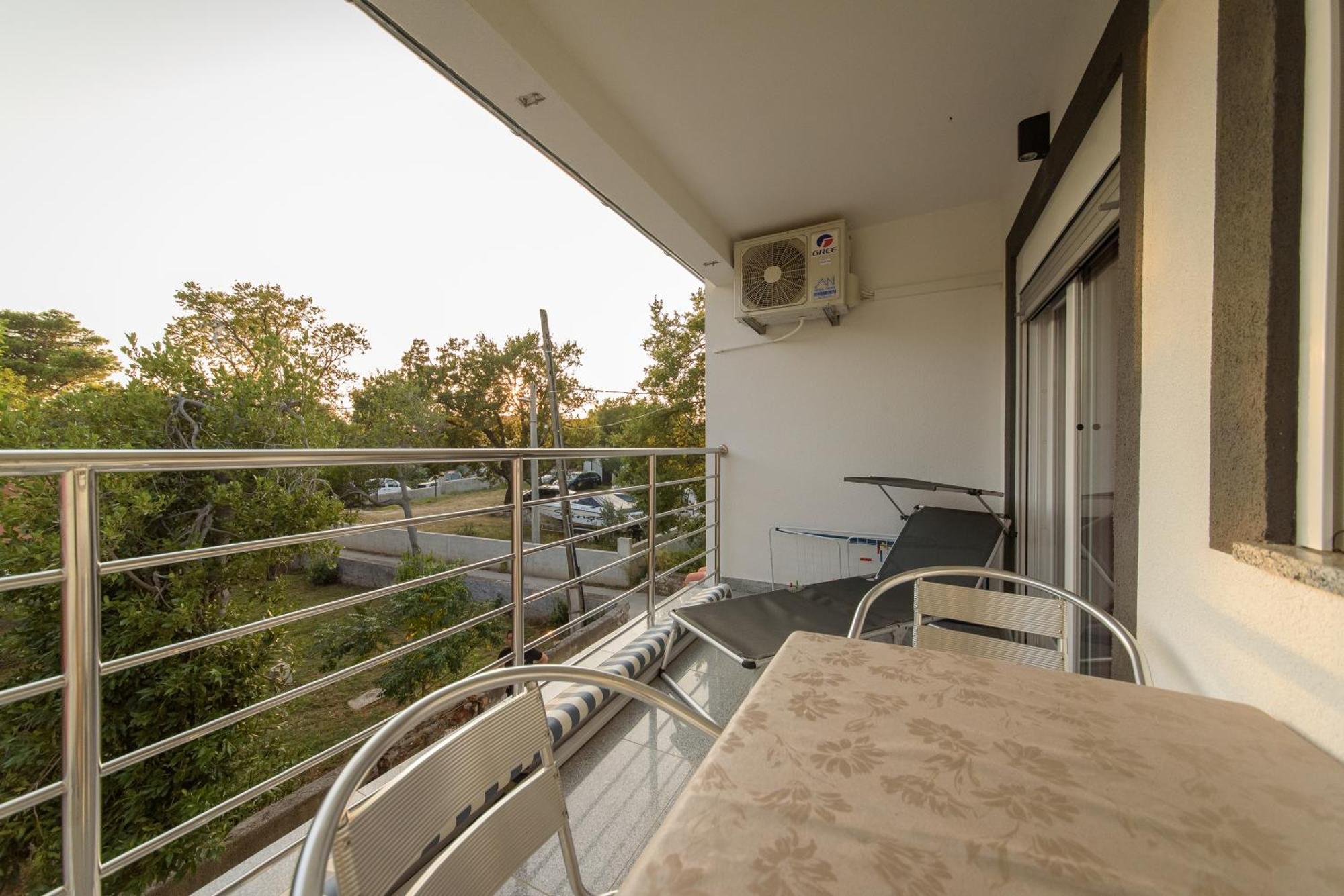 Jeli Apartments Starigrad Paklenica Phòng bức ảnh