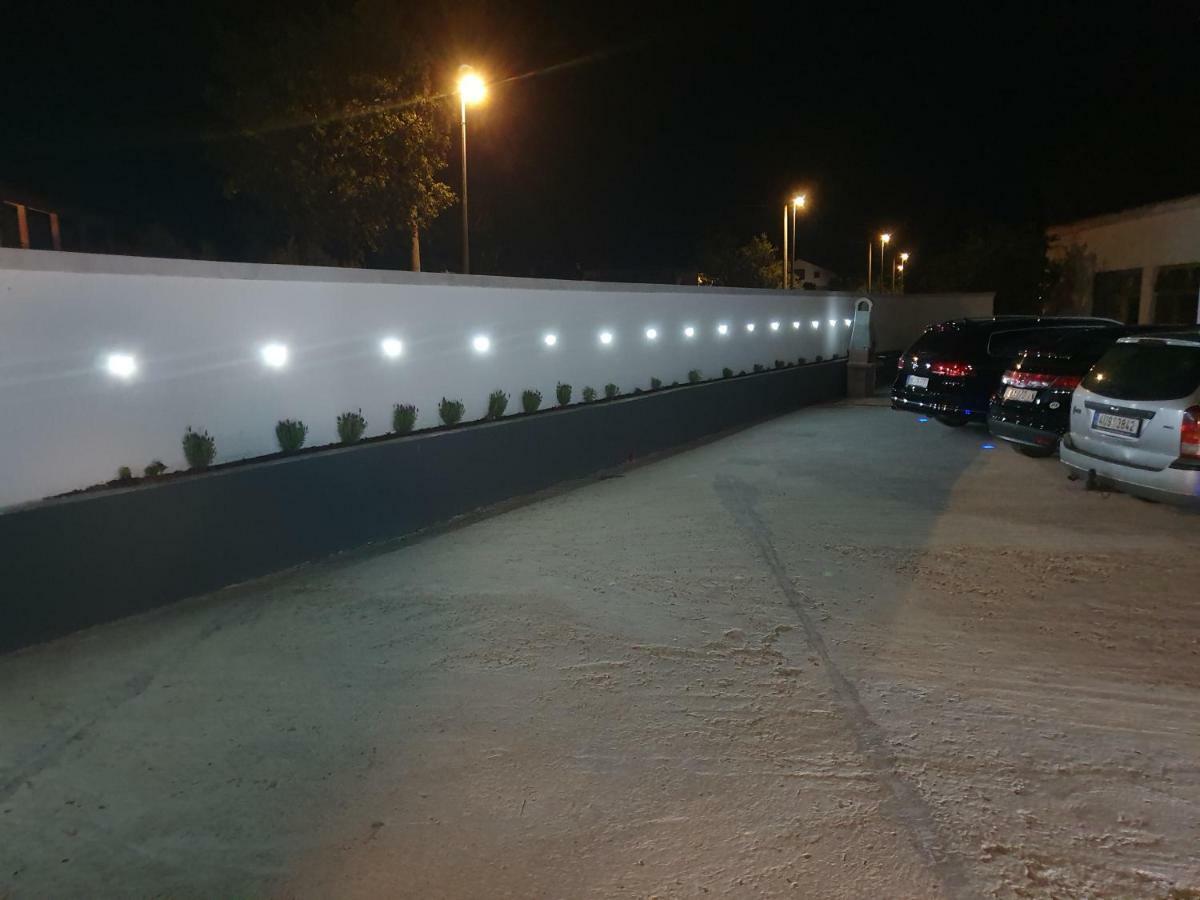 Jeli Apartments Starigrad Paklenica Ngoại thất bức ảnh